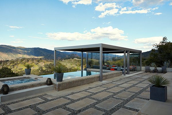 Freestanding pergola