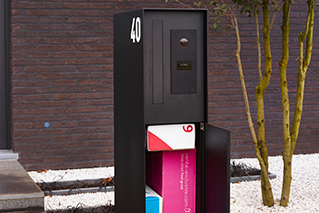 Parcel letterbox