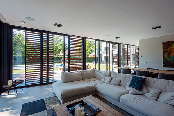 Brise-soleil architectural