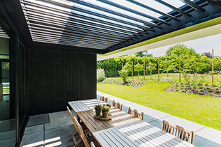 Integrated louvered roof