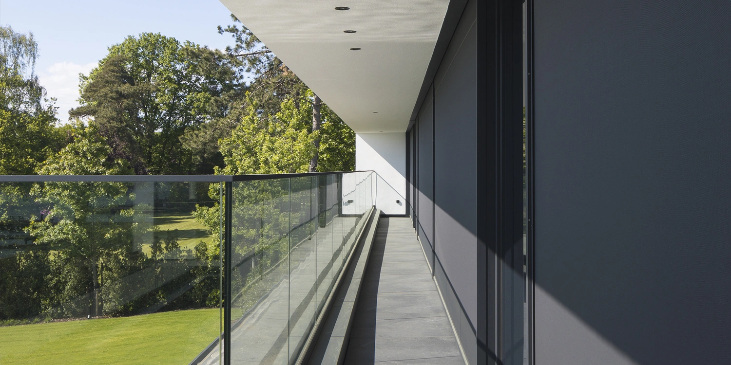 Erschwinglicher Sonnenschutz ohne Kompromisse