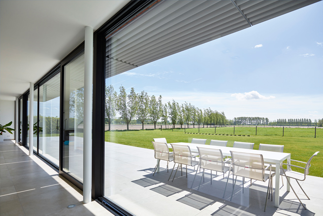 Brise-soleil fixe Brise-soleil fixe